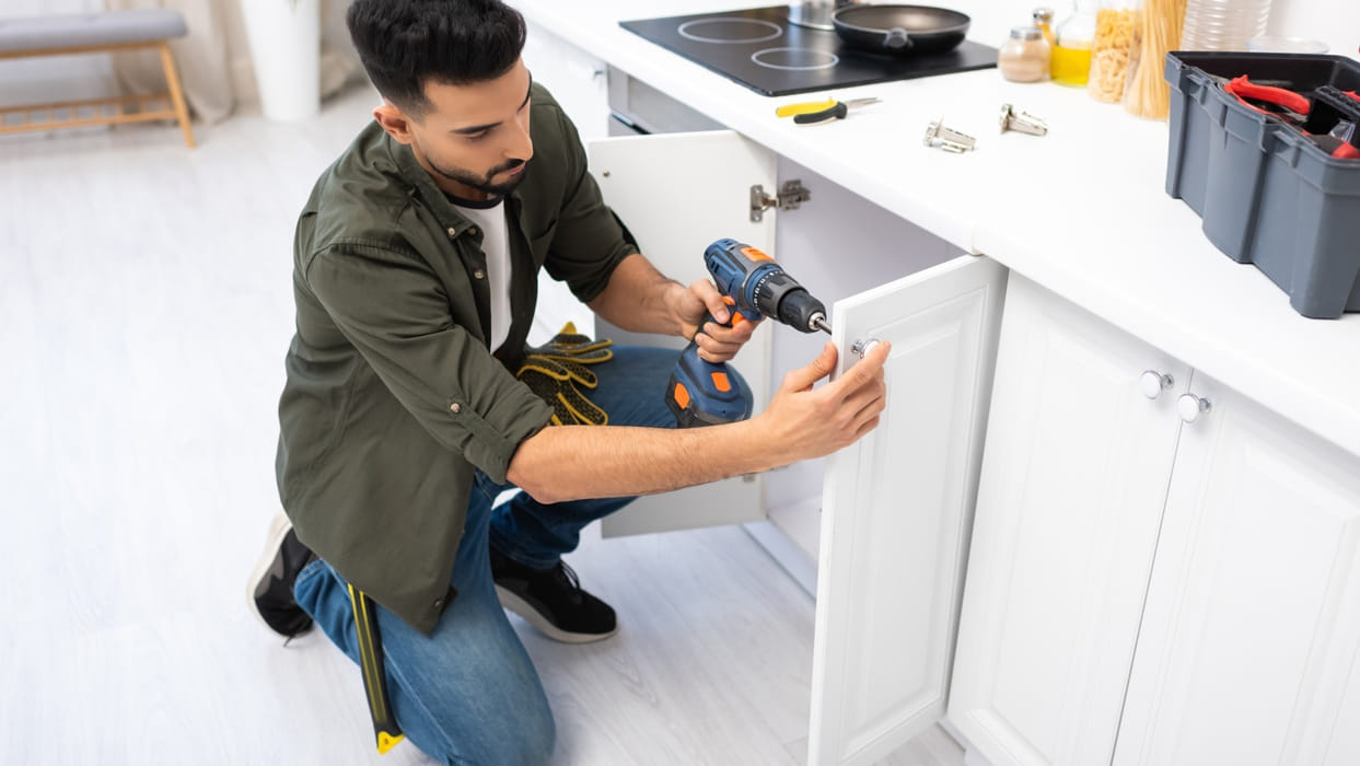 18-Inch Deep Kitchen Cabinets